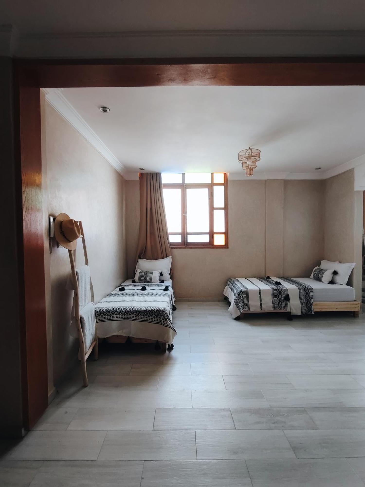 Argan Surf House *